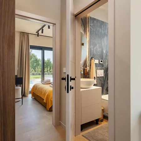 Luxury Casa Tia I * بوريتش